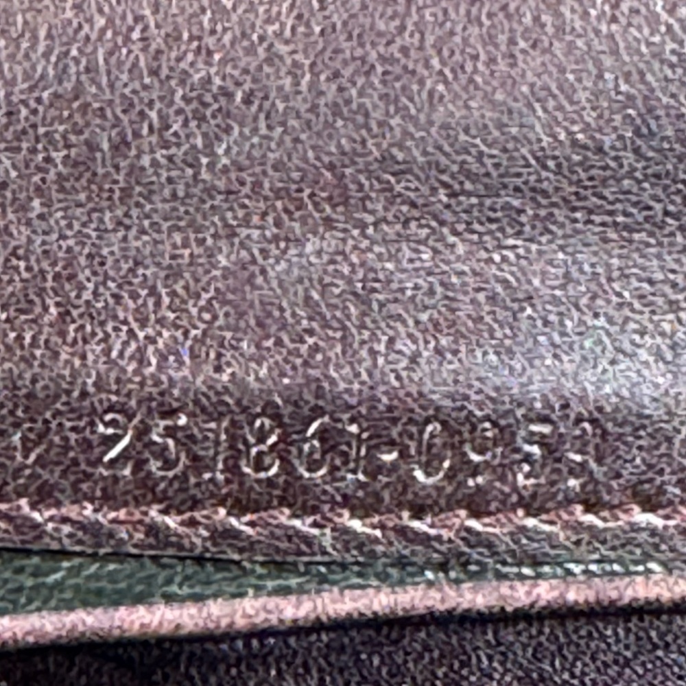 Gucci GG Logo Heart Long Wallet with COA - Picture 6 of 16